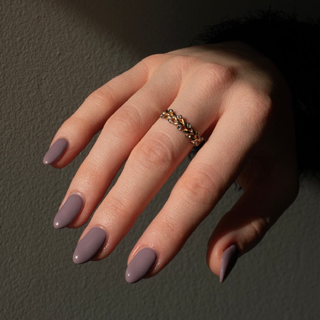 Moody Mauve